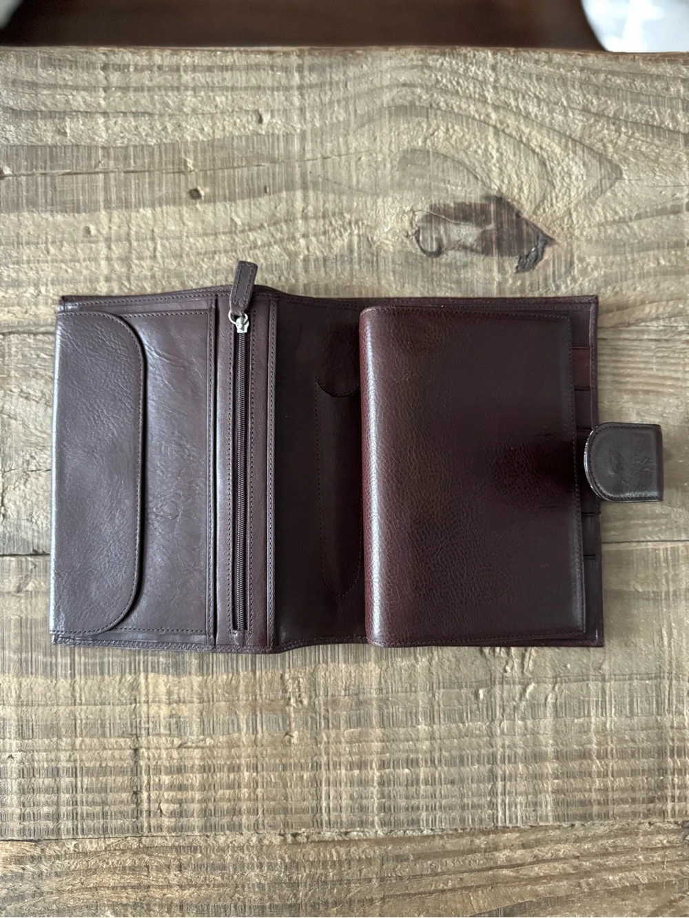 Gillio Medium Mia Cara Epoca leather Planner in Dark Brown (RARE 2016)